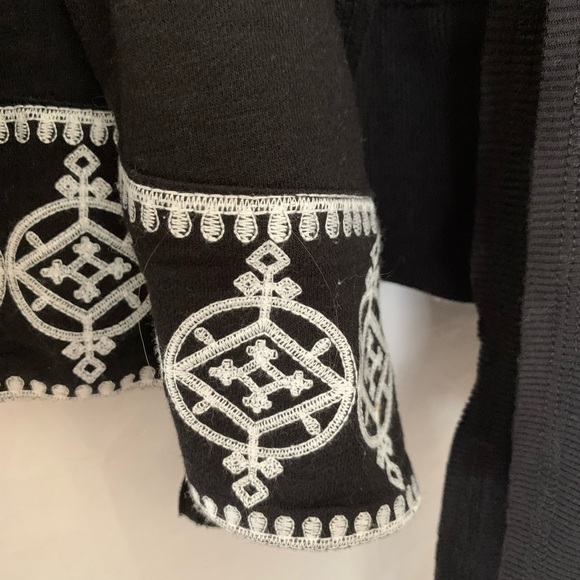 Anthropologie Lilka Black Embroidered Belted Open Cardigan Sweater size m - Picture 3 of 6
